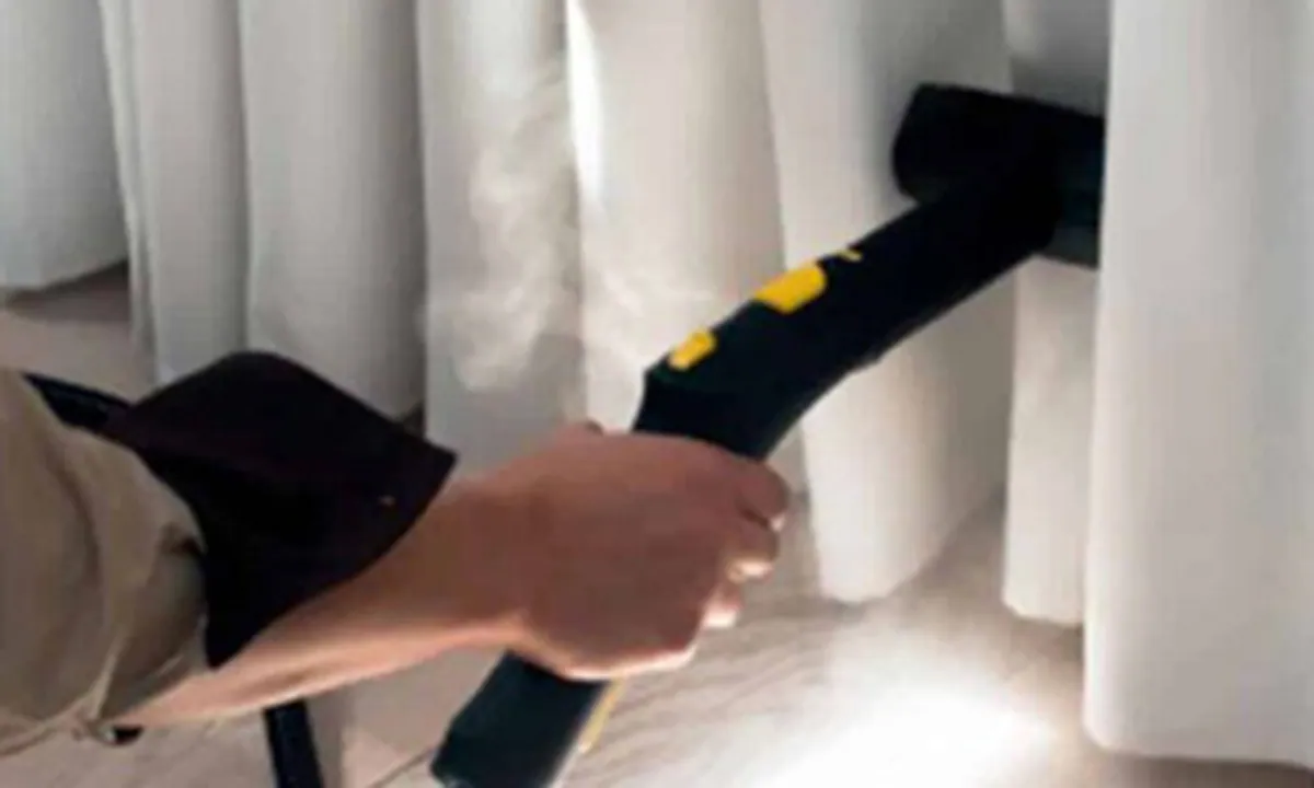 On-site curtain steam cleaning